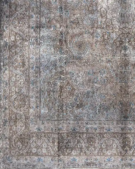 Alfombra vintage marrón