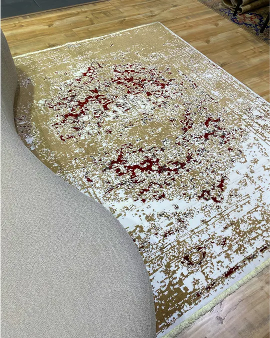 سجادة خيوط باللون كريمي بني