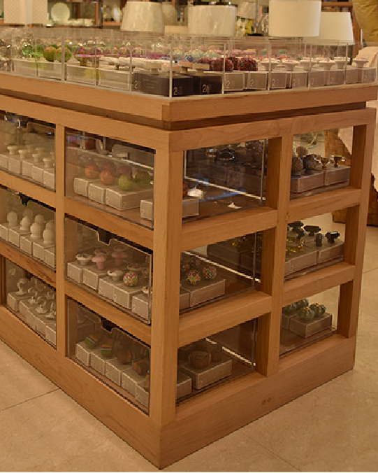Mesa de madera moderna